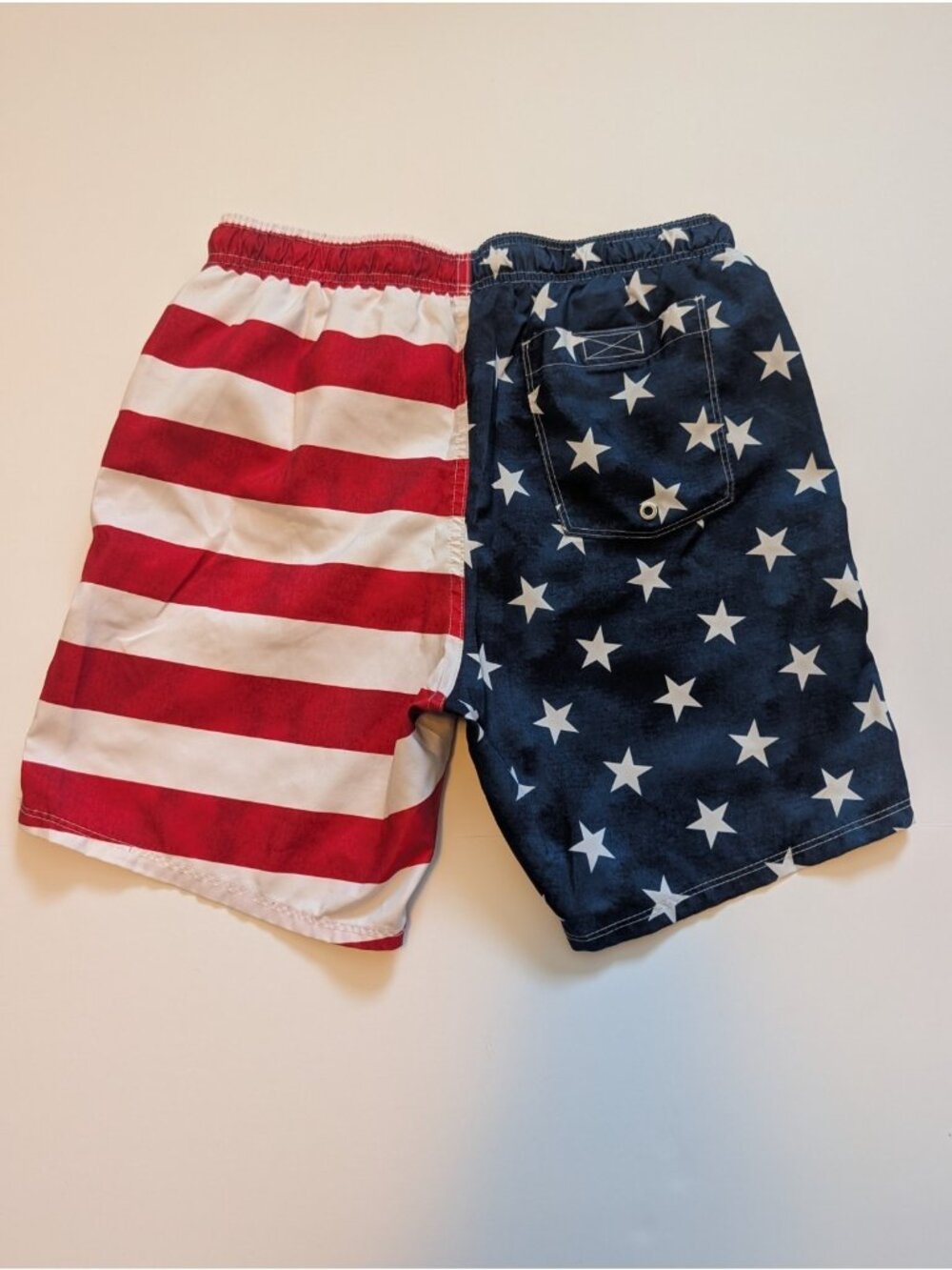 Old Navy American Flag 7" Inseam Swim Trunks Men's Sz Small Red White Blue - Picture 4 of 8